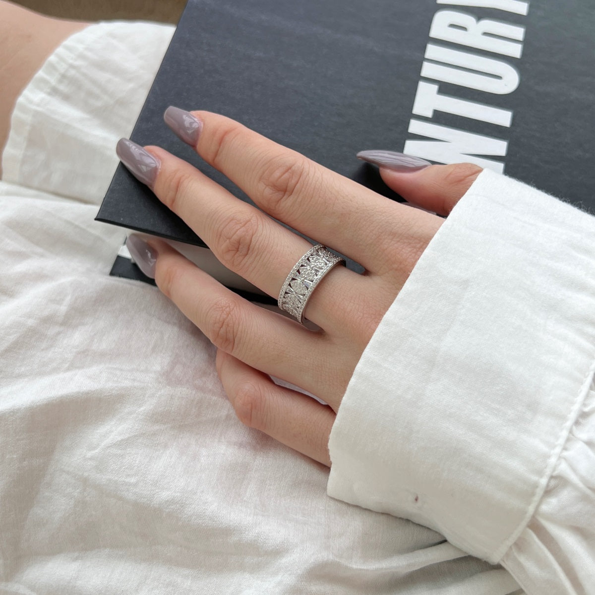 Luxuriöser Full Iced Out Silber Ring - Arabisco